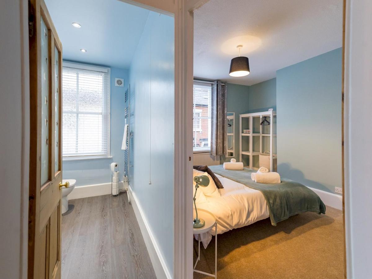Pass The Keys 3 Storey Townhouse ชรูว์สเบอรี ภายนอก รูปภาพ